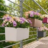 Lechuza - Fantásticas jardineras para un balcón florido.