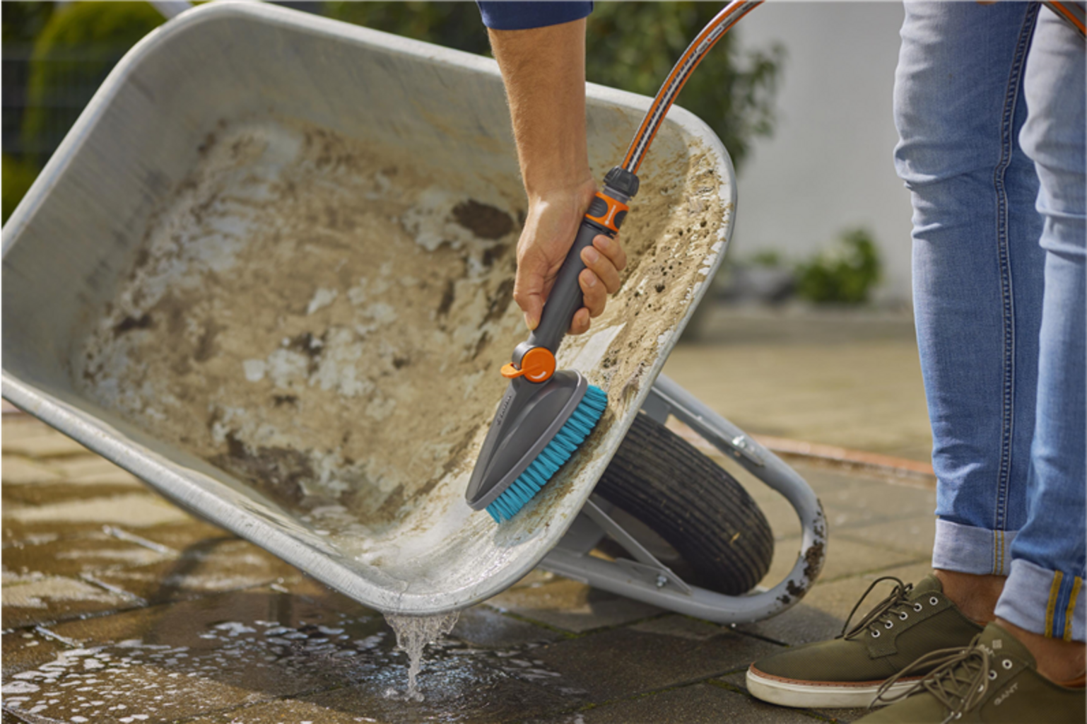 Gardena Cleansystem Hand Brush M hard - Comfort