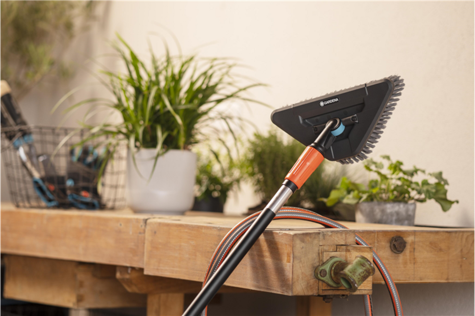 Gardena Cleansystem vodna krtača soft flex
