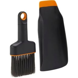 Fiskars Planting Scoop & Brush Set - 1 item