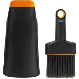 Fiskars Planting Scoop & Brush Set - 1 item