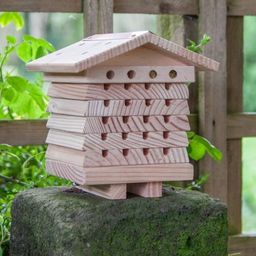 Wildlife World Bee Hive for Wild Bees