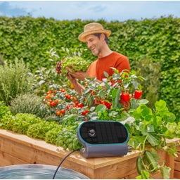 Gardena AquaBloom L Solar Irrigation Set