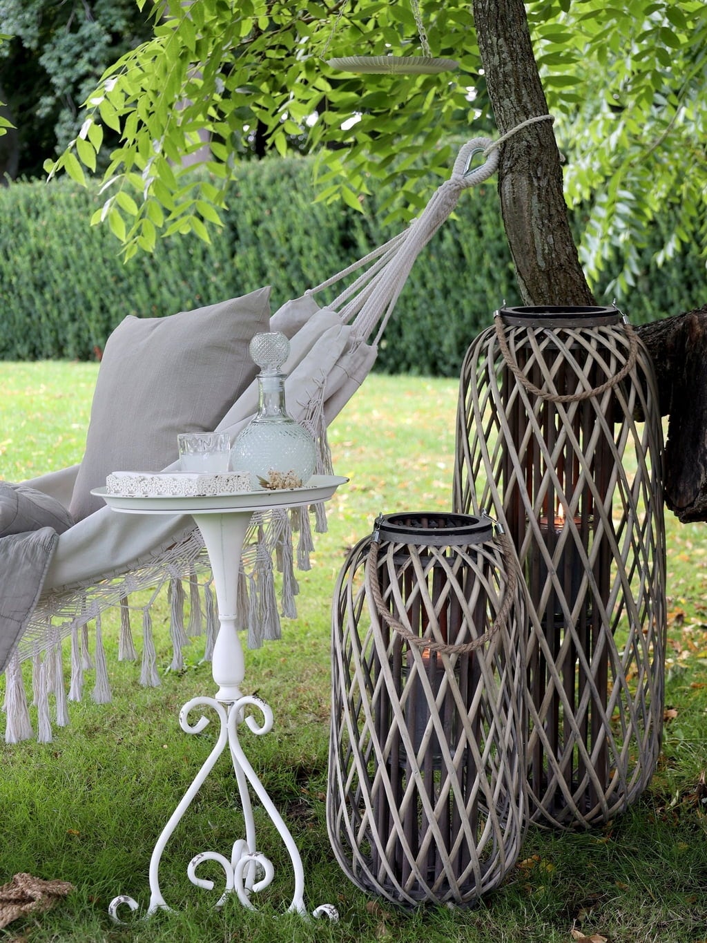 Chic Antique Hanging Bird Feeder