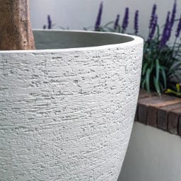 Pflanzgefäß Liv aus Beton/Polymer - chalk - Ø 400 x 800 mm