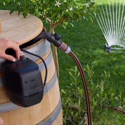 Batteridriven Regnvattentunspump 2400 ComfortAutomatic 18V P4A Ready-To-Use Set