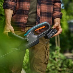 Batteridriven Häcksax EasyCut 55/18V P4A Ready-To-Use Set