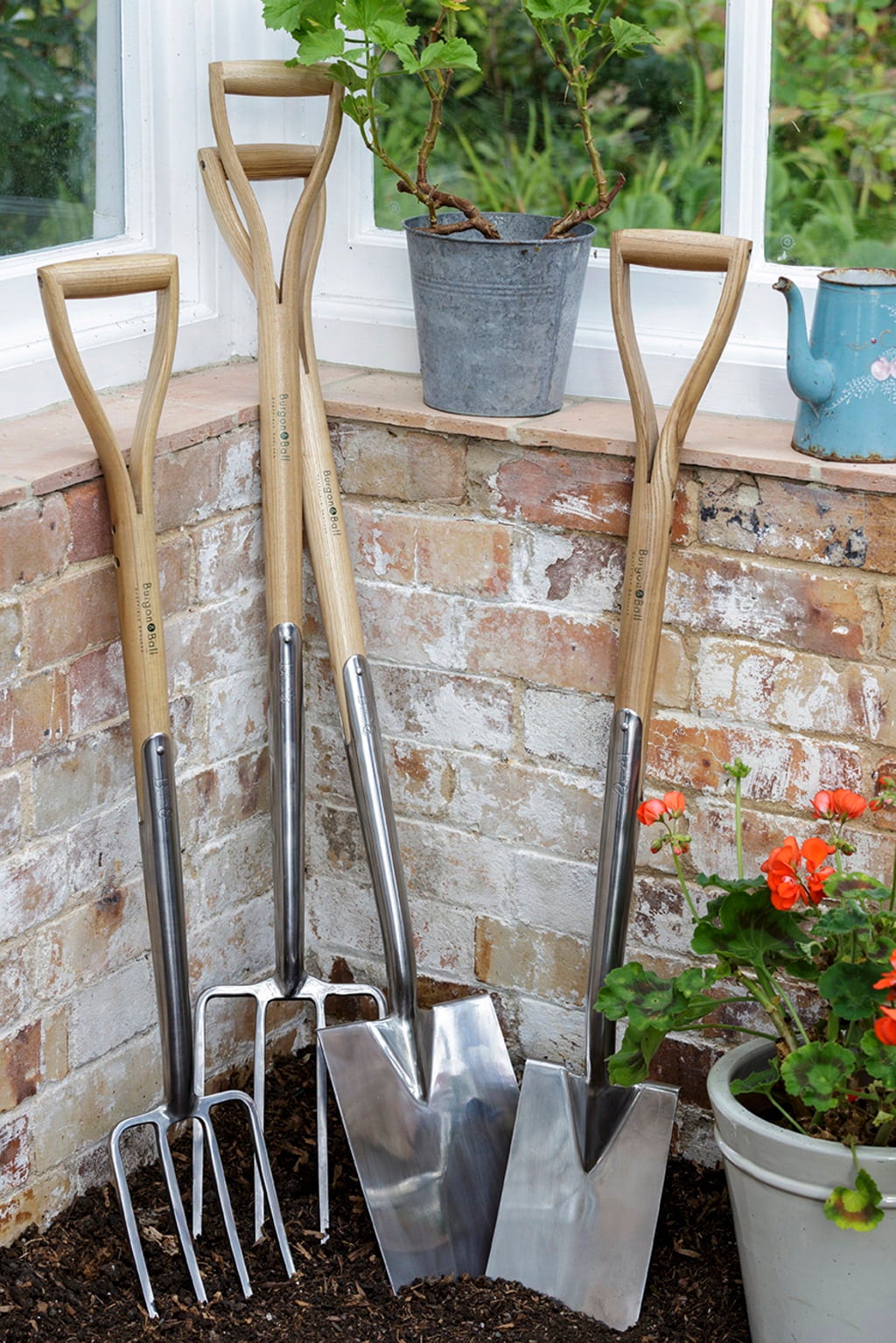 Burgon & Ball Ladies' Groundbreaker Spade - 1 item