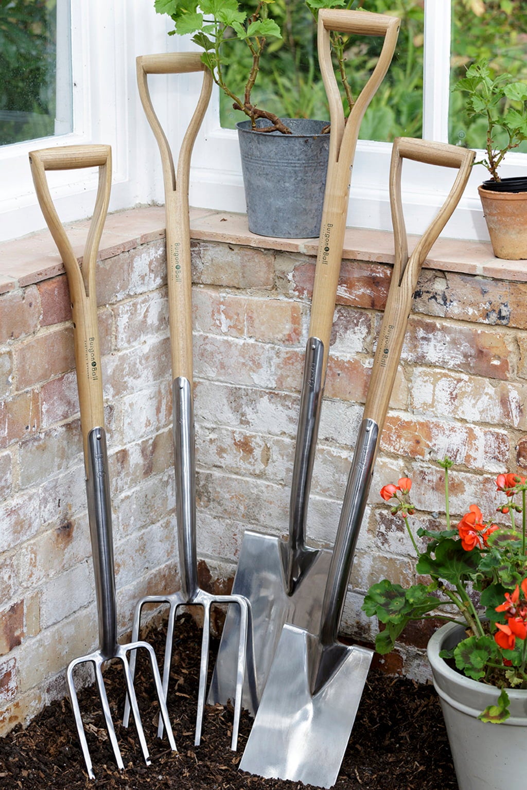 Burgon & Ball Ladies' Groundbreaker Spade - 1 item