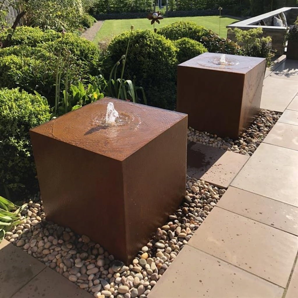 ADEZZ Vodni blok iz jekla Corten - 70 x 70 x 70 cm
