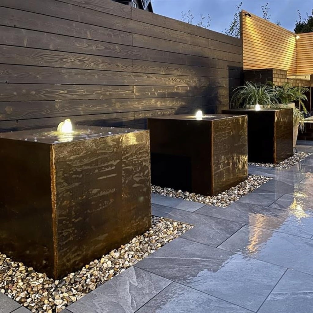 ADEZZ Vodni blok iz jekla Corten - 70 x 70 x 70 cm