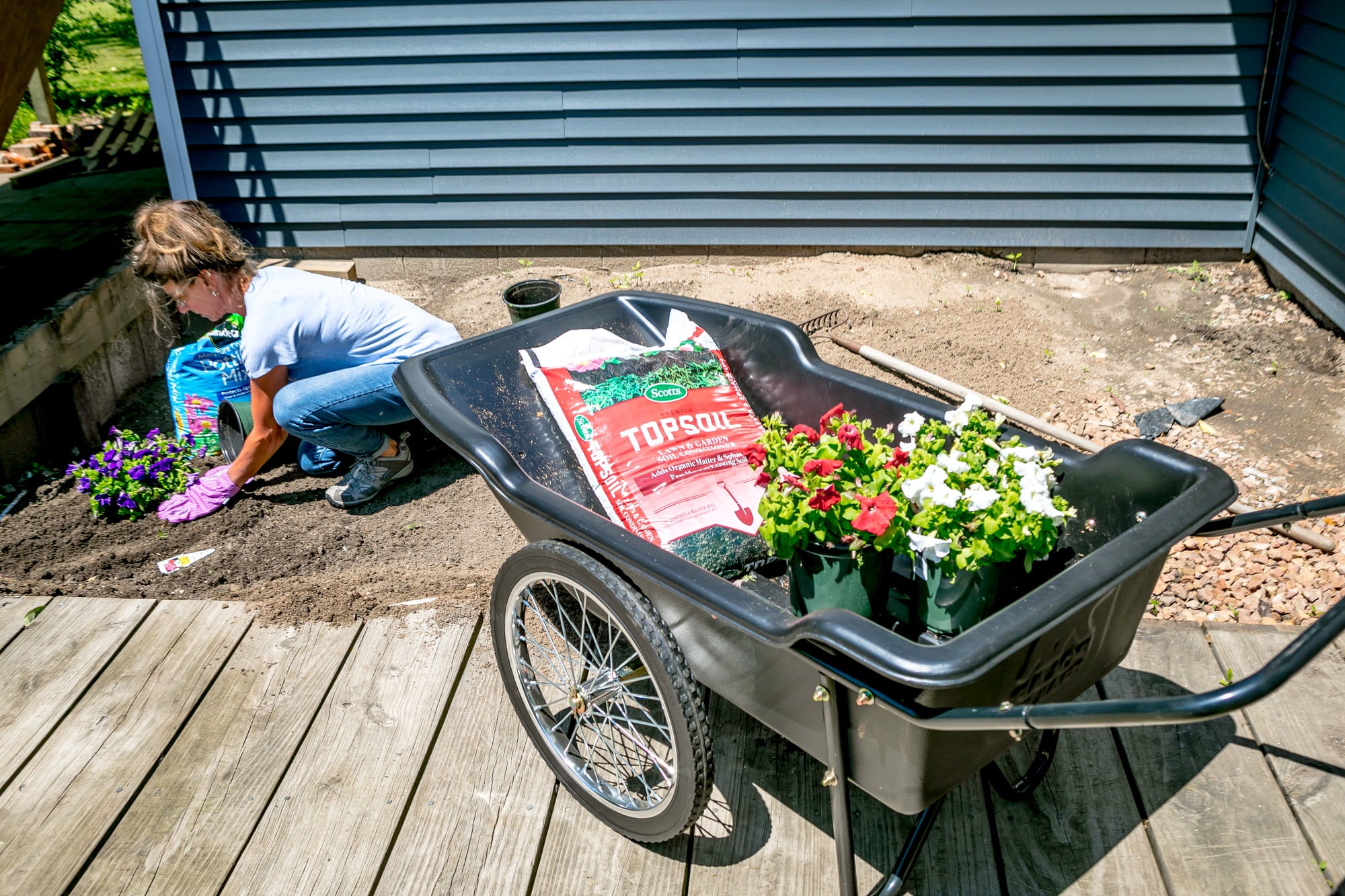 Polar Wheelbarrow - Premium - 1 item