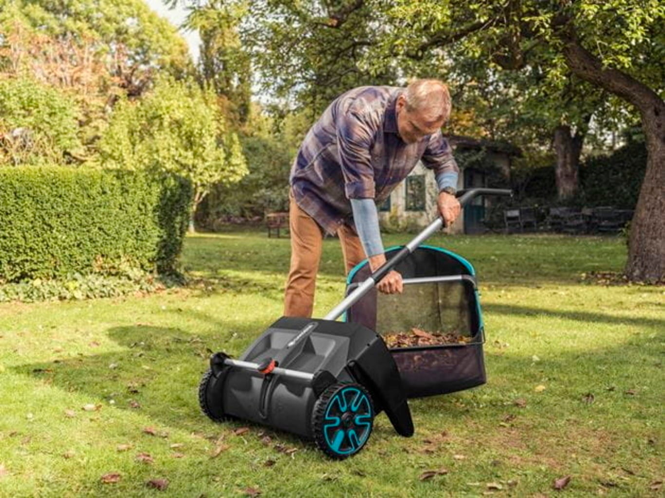 Gardena Leaf & Grass Clipping Collector - 1 item
