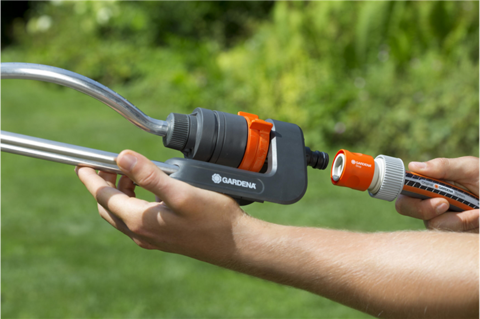Gardena Profi System Adapter With Water Stop