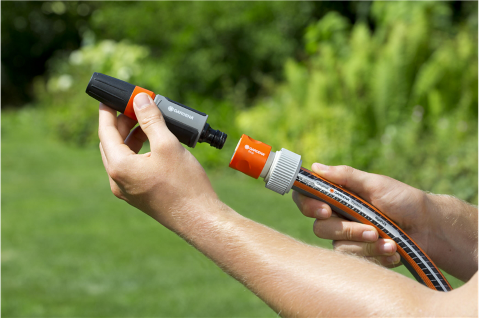 Gardena Profi System Adapter With Water Stop