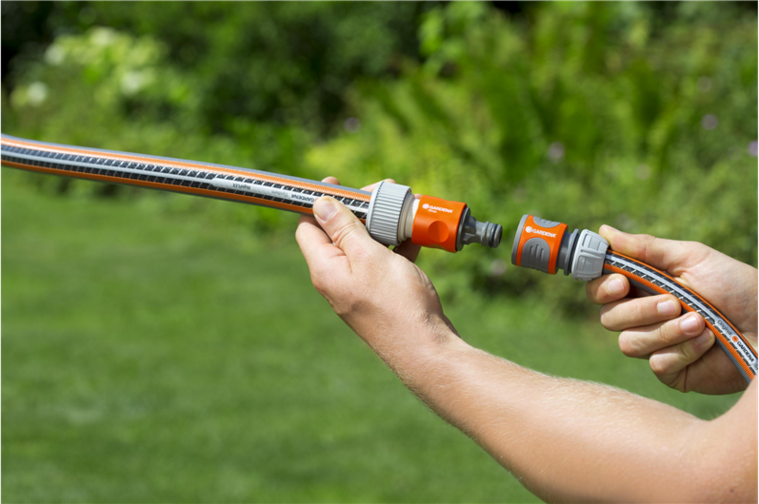 Gardena Profi System Adapter With Water Stop