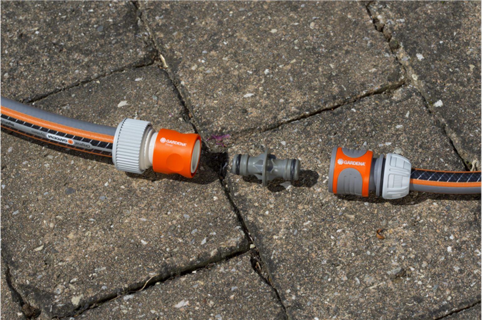 Gardena Profi System Adapter With Water Stop