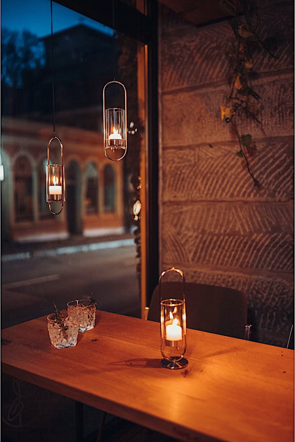 höfats OVAL CANDLE 35 - črna 