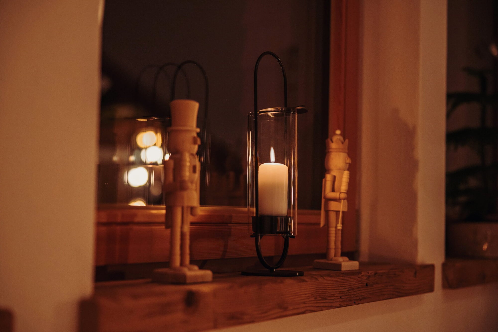 höfats OVAL CANDLE 35 - črna 